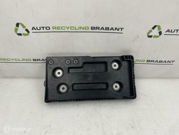 Accubak Volkswagen Passat B8 ORIGINEEL 3Q0804869 beschikbaar voor biedingen