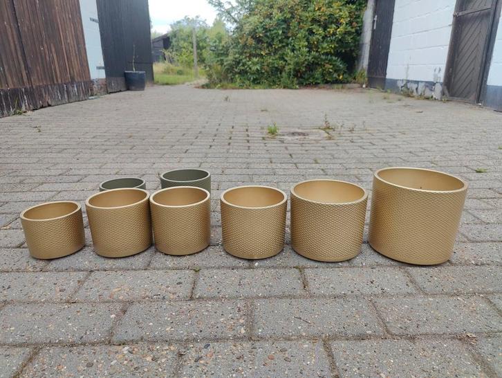 Bloempot goud & groen, Tuin en Terras, Bloempotten, Zo goed als nieuw, Aardewerk, Binnen, Minder dan 40 cm, Minder dan 25 cm, Rond