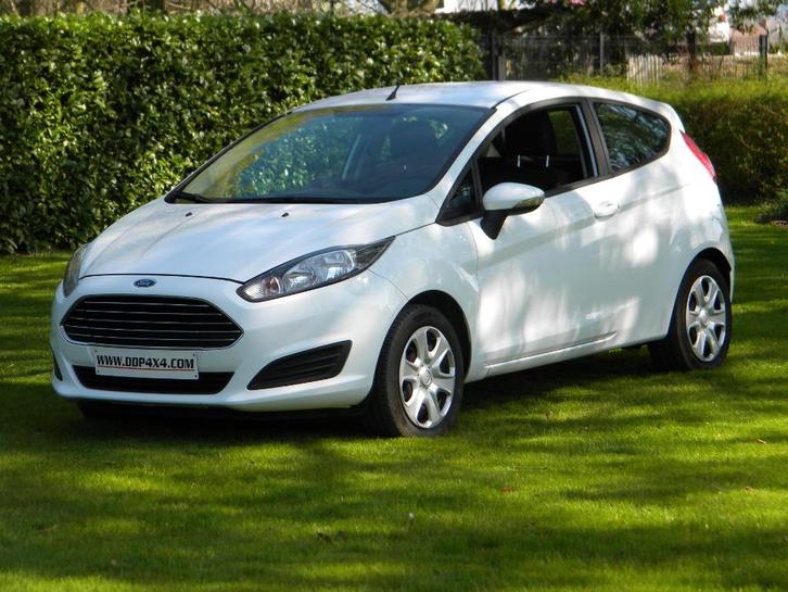 Ford Fiesta 1.25 01/2014 Distri OK 6490€, Auto's, Ford, Bedrijf, Fiësta, ABS, Airbags, Airconditioning, Boordcomputer, Centrale vergrendeling