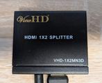 2 x HDMI 1x2 spliter met voeding, Ophalen of Verzenden, Zo goed als nieuw