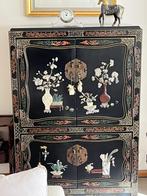 Chinese tv kast afgewerkt met ivoren tekeningen, Antiquités & Art, Antiquités | Meubles | Armoires, Enlèvement