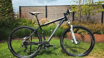 Merida big nine XT edition (maat M 19") beschikbaar voor biedingen