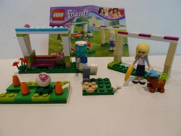 Lego Friends Sports 41011 Stephanie's Soccer Practice beschikbaar voor biedingen