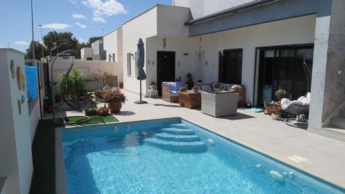 Villa individuelle avec piscine privée à Pinar de Campoverde, Immo, Étranger, Espagne, Maison d'habitation, Village