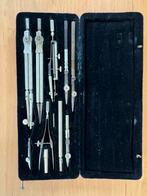 Anciens compas et matte de conversion d’unités, Ophalen, Gebruikt