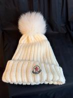 Witte muts Moncler, Vêtements | Femmes, Bonnets, Écharpes & Gants, Enlèvement ou Envoi, Comme neuf, Bonnet