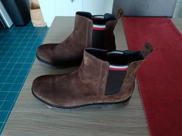 Tommy Hilfiger Chelsea boots daim 44  beschikbaar voor biedingen