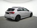 Mercedes-Benz A-Klasse 180 AMG Line + PANORAMISCH DAK + NIGH, Auto's, Mercedes-Benz, Stof, Gebruikt, 136 pk, Wit