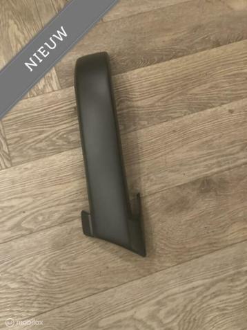 Bumperlijst origineel voor rechtsvoor BMW 3-serie E30 type1 beschikbaar voor biedingen