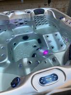 MegaSpa jacuzzi 102 jets cover en step / Oyster Opal/Grey!, Tuin en Terras, Bubbelbaden en Hottubs, Ophalen, Zo goed als nieuw