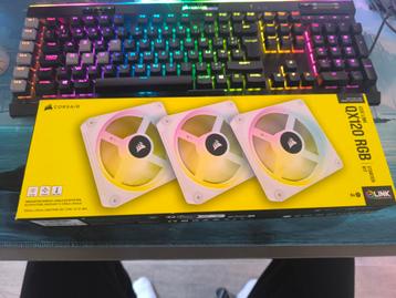 Corsair iCUE LINK QX120 RGB 120mm PWM Fans Starter Kit, Enlèvement ou Envoi, Comme neuf