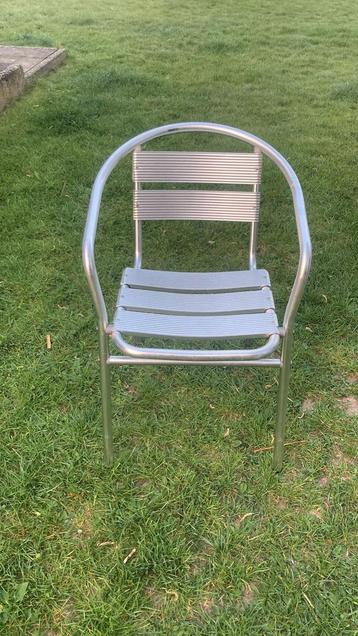 Inox retro stoelen te huur beschikbaar voor biedingen