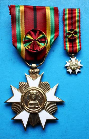 Medaille Officier in de~~ Orde van de Sfinx ~~met Miniature.