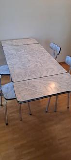 Formica keukentafel met marmer look  en 4 bijhorende stoelen, Ophalen