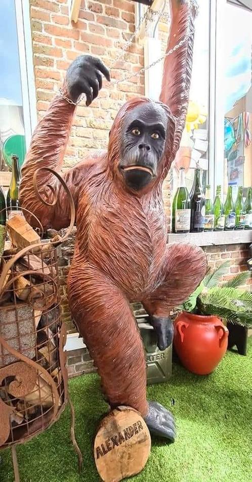 Levensgrote gorilla, Tuin en Terras, Tuinbeelden, Zo goed als nieuw, Kunststof, Ophalen of Verzenden