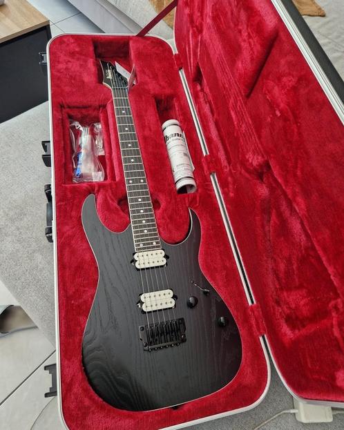 Ibanez RGR652AHBF-WK, Muziek en Instrumenten, Snaarinstrumenten | Gitaren | Elektrisch, Zo goed als nieuw, Solid body, Ibanez