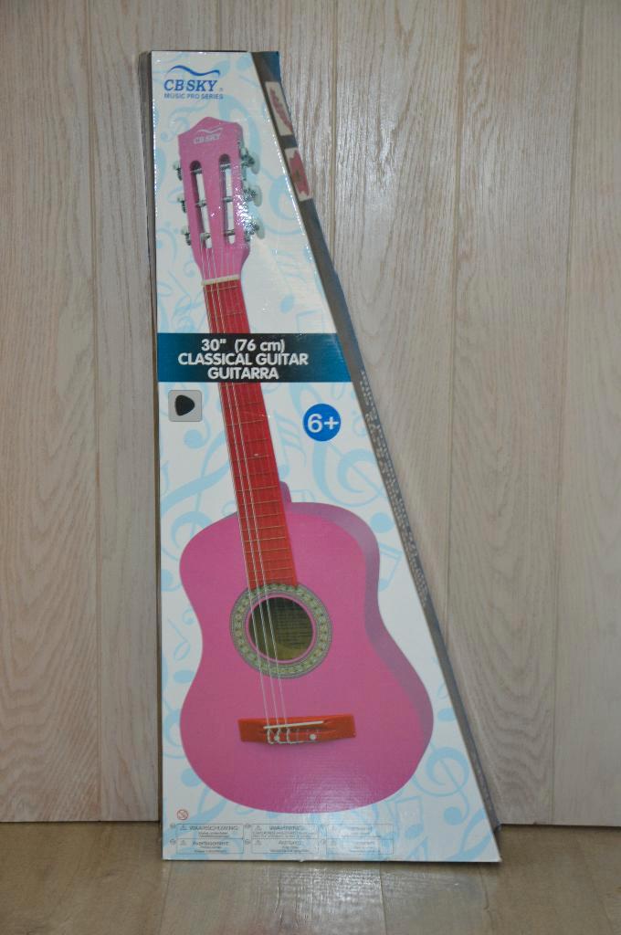 Guitare classique CB Sky, Musique & Instruments, Instruments à corde | Guitares | Acoustiques, Comme neuf, Guitare classique ou espagnole