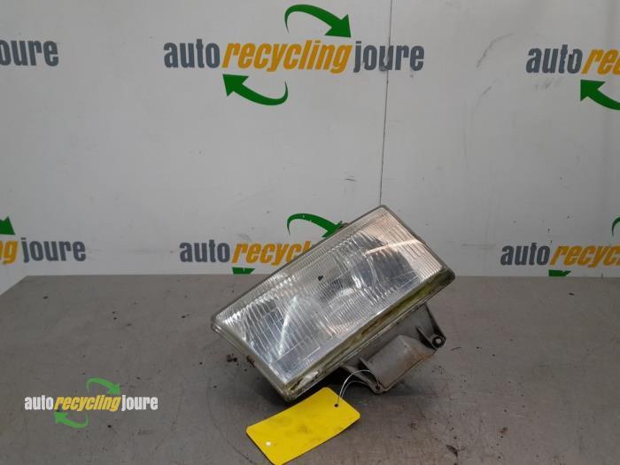 Phare gauche d'un Mazda B-Serie, Autos : Pièces & Accessoires, Éclairage, Mazda, Utilisé, 3 mois de garantie