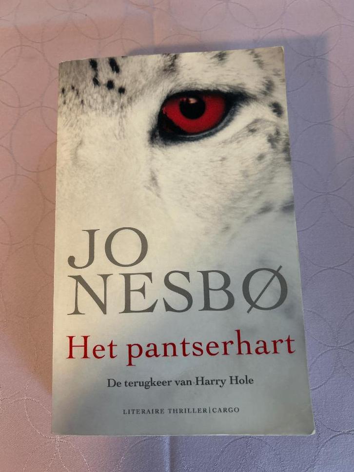 Jo Nesbø - Het pantserhart, Livres, Thrillers, Utilisé, Scandinavie, Enlèvement ou Envoi
