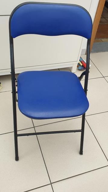 jw1306: 6 klapstoelen in nieuwe staat beschikbaar voor biedingen