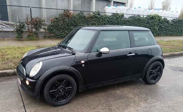 Mini Cooper 1.6 essence, 2002, 169.000 kms, Autos, Mini, Particulier, Cooper, ABS, Airbags, Air conditionné, Ordinateur de bord