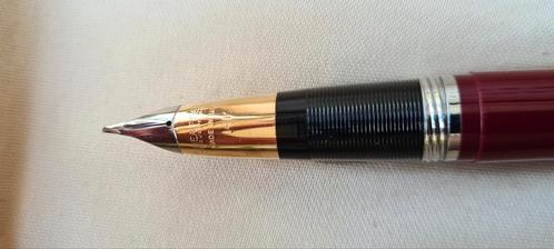 Sheaffers Snorkel vulpen met 14K gouden punt in nieuwstaat, Verzamelen, Pennenverzamelingen, Zo goed als nieuw, Vulpen, Sheaffer