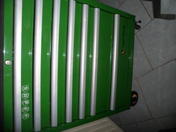SERVANTE ATELIER COMPLETE JOHN DEERE 212 PIECES  beschikbaar voor biedingen