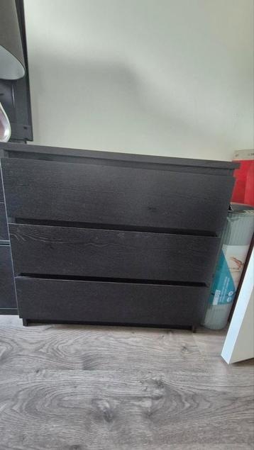 Commode IKEA Malm 3 tiroirs noire – bon état beschikbaar voor biedingen