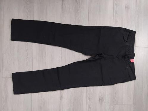 Zwarte skinny 42, Kleding | Dames, Broeken en Pantalons, Zo goed als nieuw, Maat 42/44 (L), Zwart, Lang, Ophalen of Verzenden
