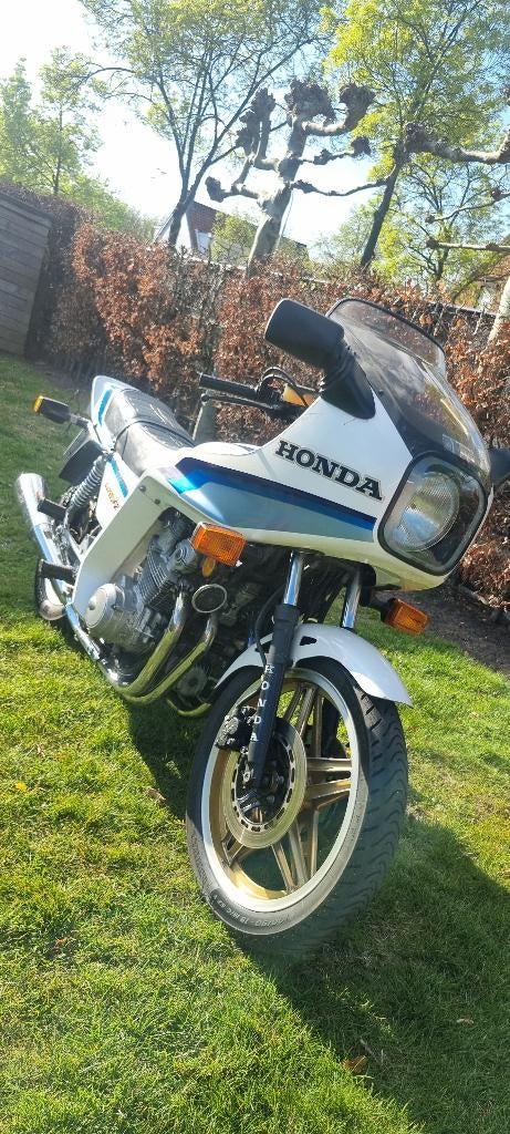 Porte à bille Honda CB 750F, Particulier