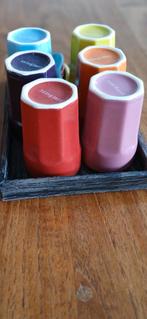 TASSES ET CUEILLÈRES A CAFE, Enlèvement