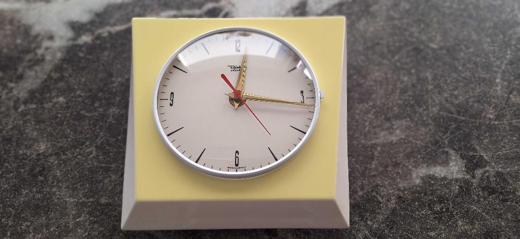 Klok Diehl Electro - pastel geel muurklok, Ophalen