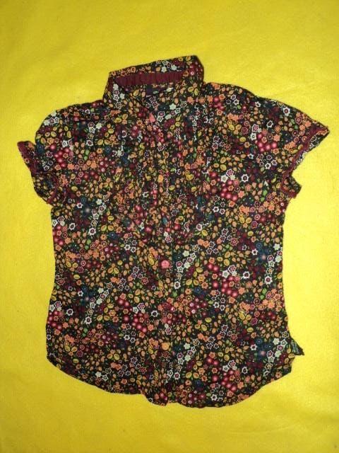 un chemisier sergent major avec un short pour 5euros t. 5 a, Enfants & Bébés, Vêtements enfant | Taille 110, Enlèvement ou Envoi