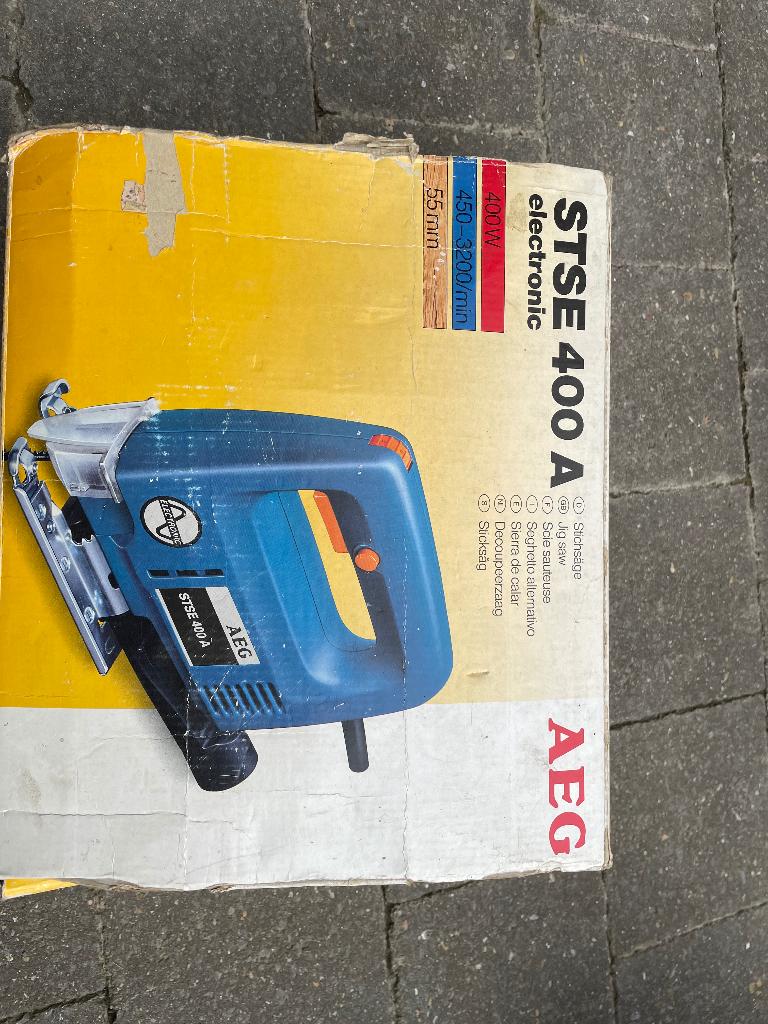 Scie sauteuse AEG STSE400A, Bricolage & Construction, Outillage | Scies mécaniques, AEG, Moins de 600 watts, 30 à 70 mm, Enlèvement