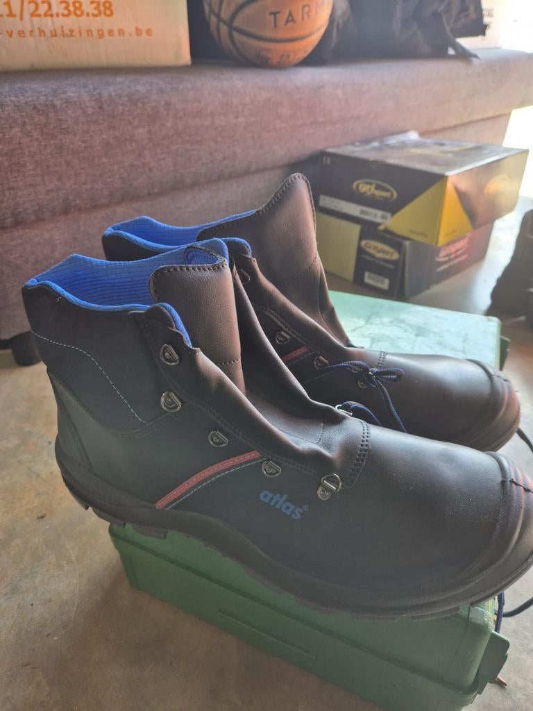 Chaussures de travail, Animaux & Accessoires, Enlèvement