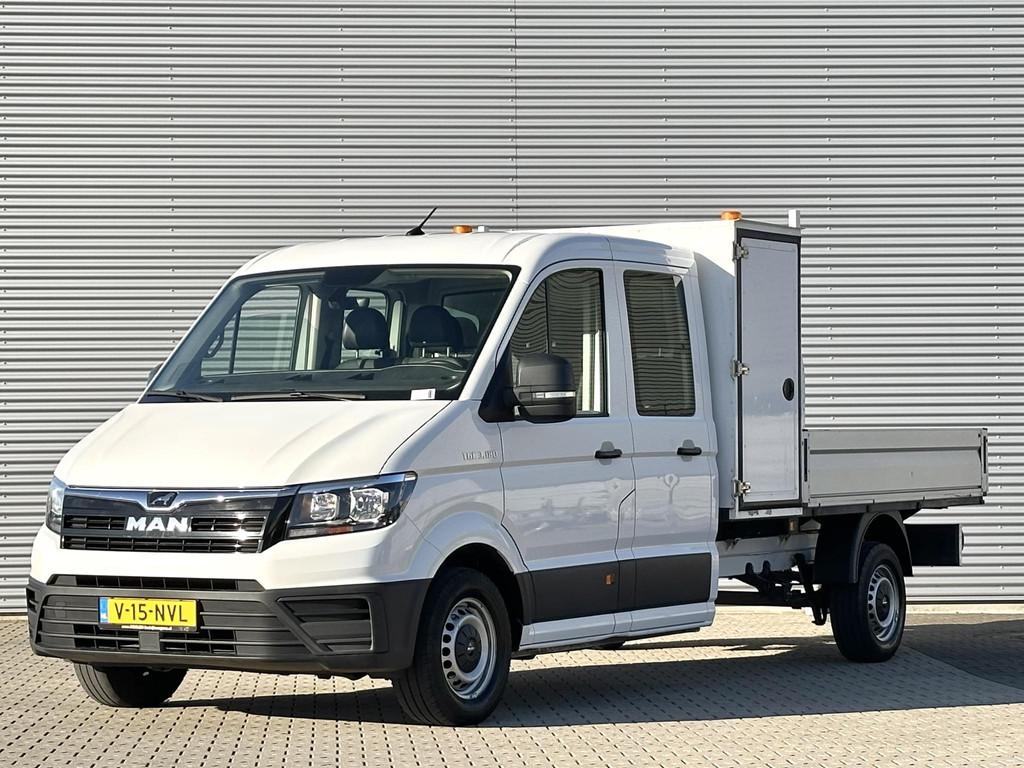 MAN TGE 35 2.0 180PK L4 DC openlaadbak LANG dubbele cabine, Auto's, Voorwielaandrijving, 4 deurs, Stof, Gebruikt