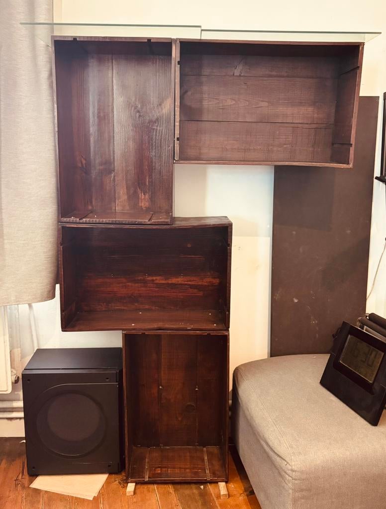 Handgemaakte open kast van houten kratten met glazen blad, Ophalen