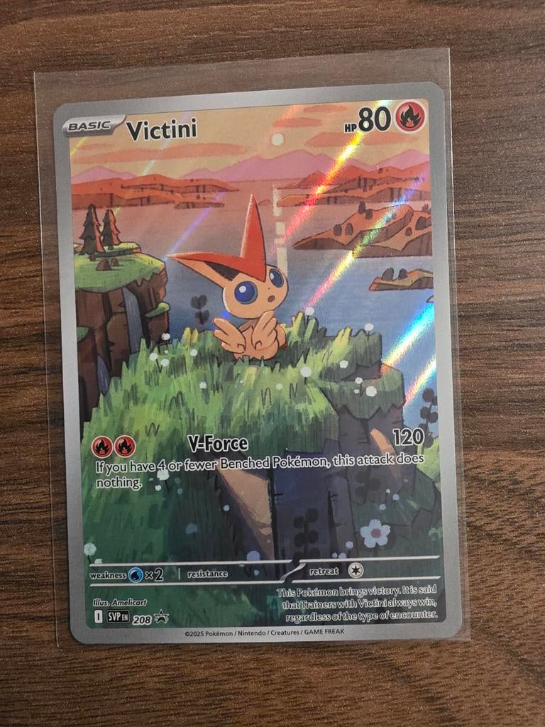 Victini Black star promo 208, Hobby en Vrije tijd, Verzamelkaartspellen | Pokémon, Ophalen of Verzenden