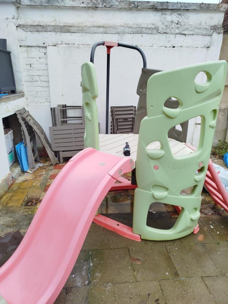 Toboggan et mur d'escalade, Enfants & Bébés, Jouets | Extérieur | Aires de jeux, Enlèvement, Mur d'escalade