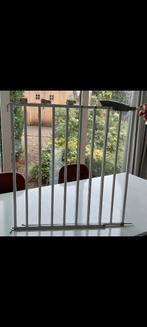 hekje trap/deur, Ophalen, Zo goed als nieuw, Klemhekje, Metaal of IJzer