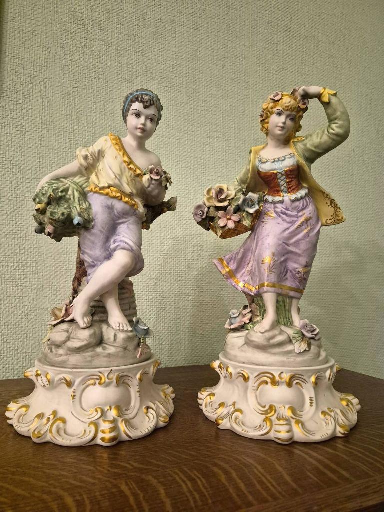 2 Prachtige Bisquit  beelden - 37cm hoog, Collections, Statues & Figurines, Utilisé, Enlèvement