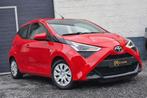 Toyota Aygo CAMERA * CRUISE * CLIM *, Autos, Rouge, Achat, Entreprise, Boîte manuelle
