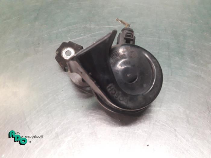 Klaxon d'un Volkswagen Jetta (Jetta 05-), Autos : Pièces & Accessoires, Électronique & Câbles, Volkswagen, Utilisé, 3 mois de garantie