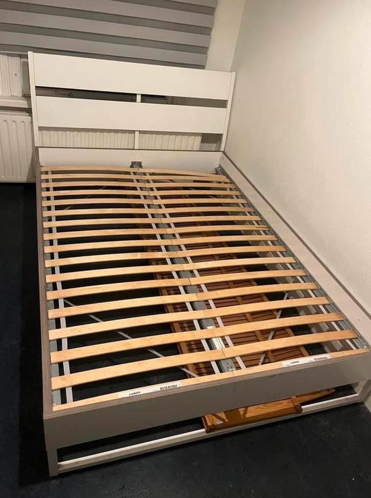 Ikea trysil bed 140x200 inclusief matras, Huis en Inrichting, Slaapkamer | Bedden, Zo goed als nieuw, Ophalen