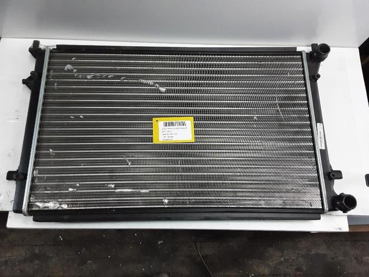 RADIATEUR EAU Volkswagen Golf IV (1J1) (1K0121251P), Autos : Pièces & Accessoires, Climatisation & Chauffage, Volkswagen, Utilisé