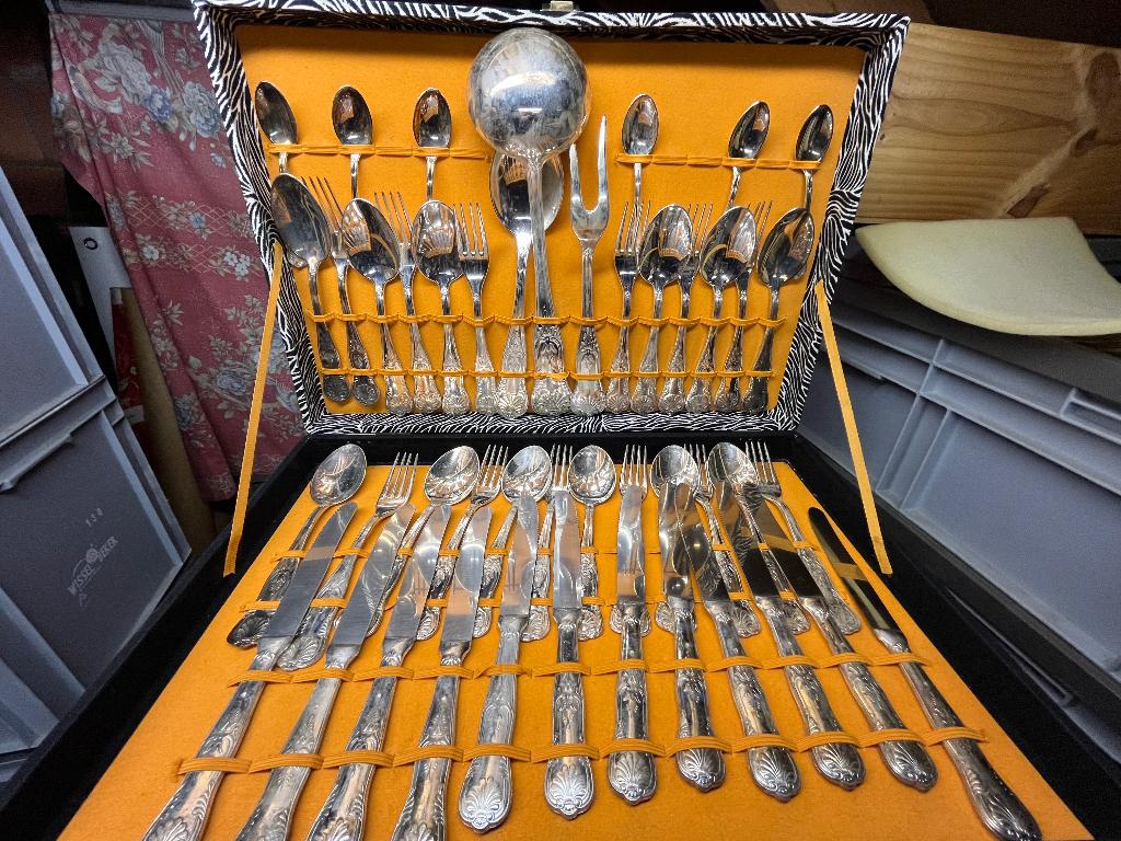 Zilver bestek 35 delig in koffer, Antiquités & Art, Antiquités | Couverts, Enlèvement