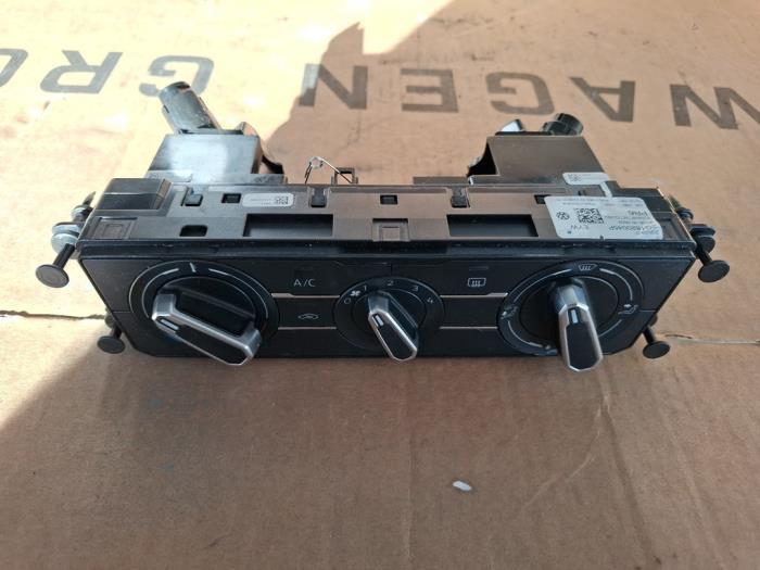 Panneau de commandes chauffage d'un Volkswagen Polo, Autos : Pièces & Accessoires, Tableau de bord & Interrupteurs, Volkswagen