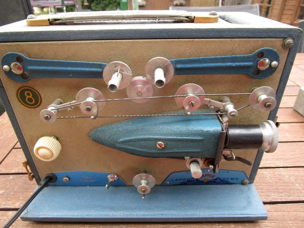 antieke projector 'Lapierre cinema saphir', Enlèvement