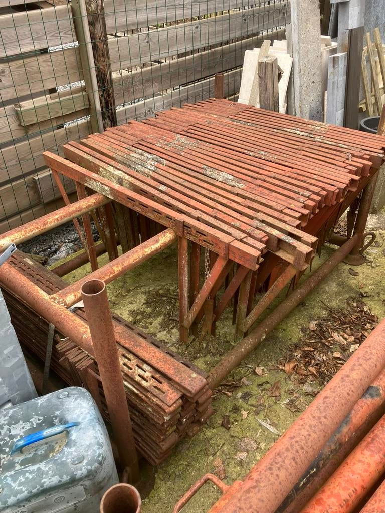 Balkklemmen en kolomkransen, Ophalen, Gebruikt