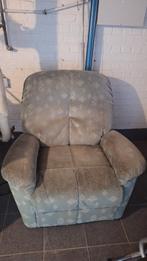 Fauteuil Relax Électrique – Grand Confort & Inclinaison Assi